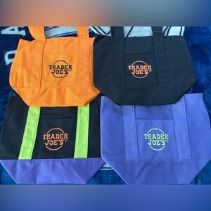 Trader Joe's Halloween Tote Bag Set